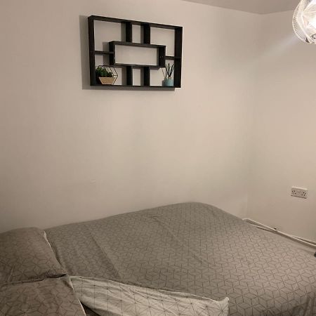 Room Near City Londres Exterior foto